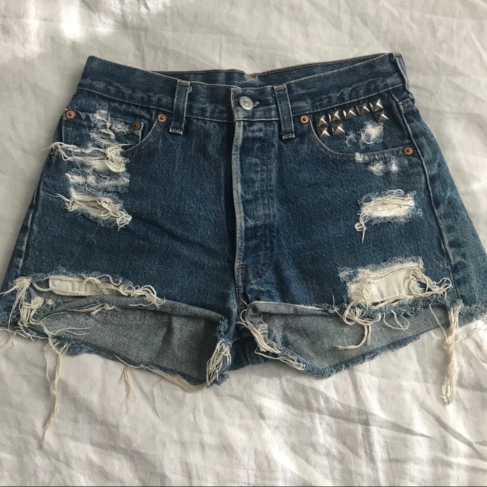 Vintage Levi’s denim shorts